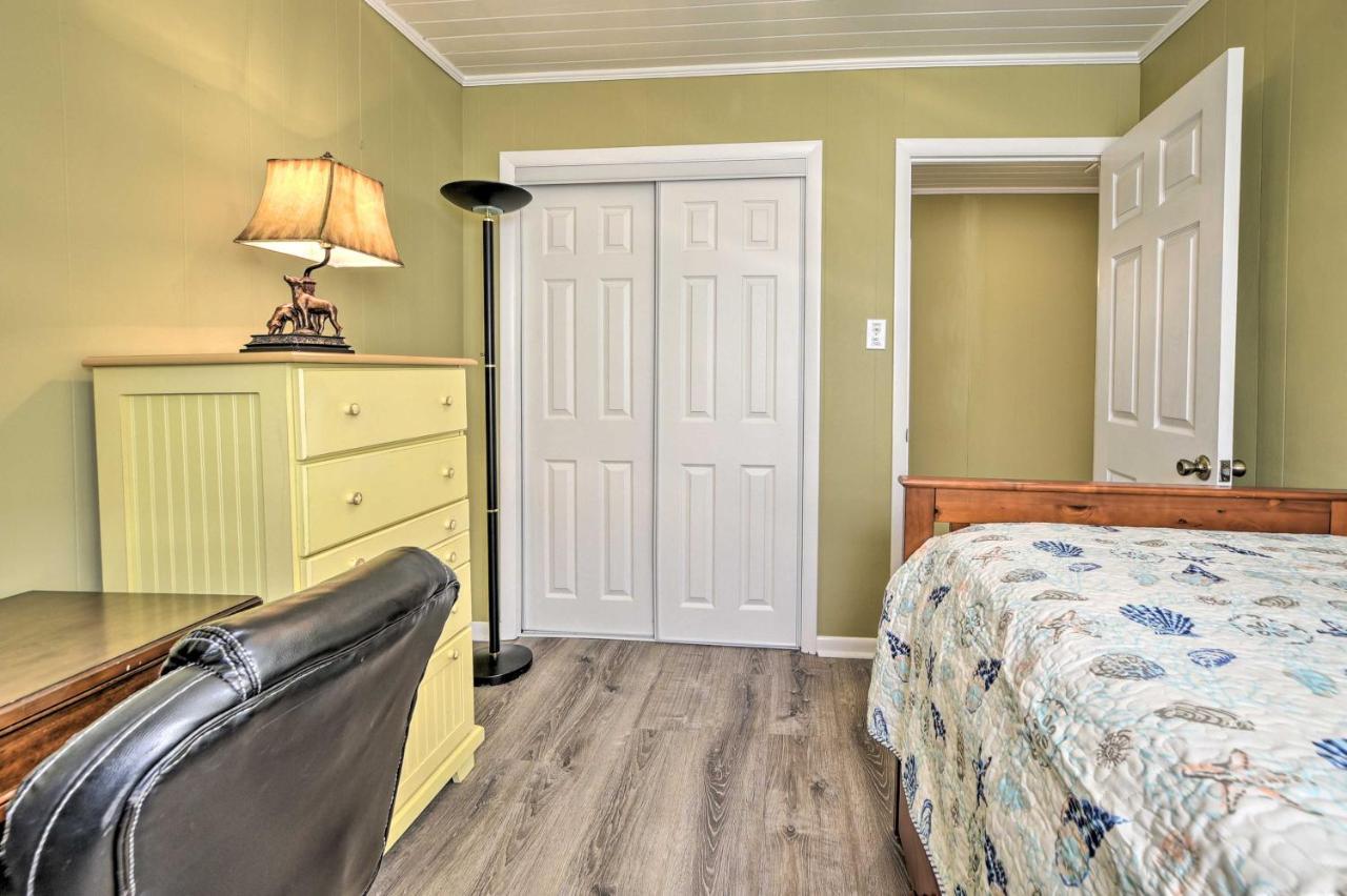 Holden Beach Family Abode - Steps To Ocean! Екстер'єр фото