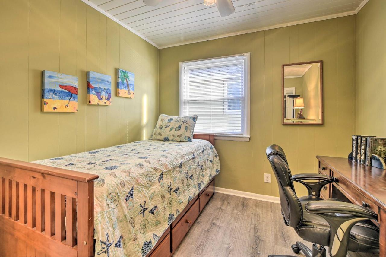 Holden Beach Family Abode - Steps To Ocean! Екстер'єр фото